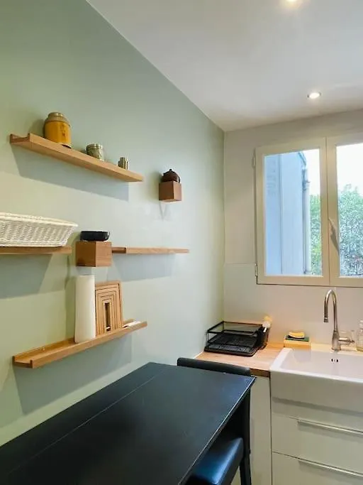 Luxurious 2 Bedrooms-View Seine River-Paris Center France